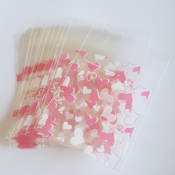 25 pcs Heart Clear Bags Treat Bags 2.76" inches - Picture 2 of 5
